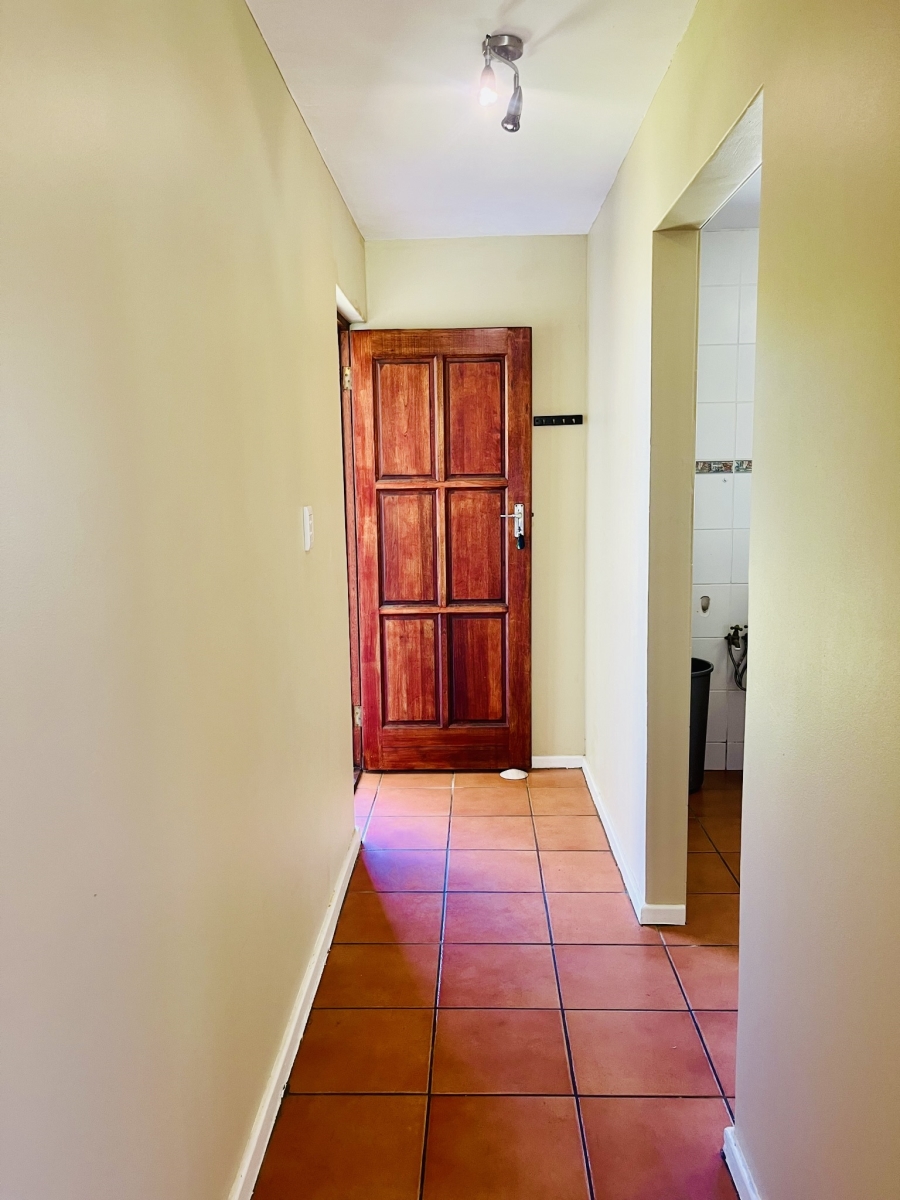 2 Bedroom Property for Sale in Sandbaai Western Cape